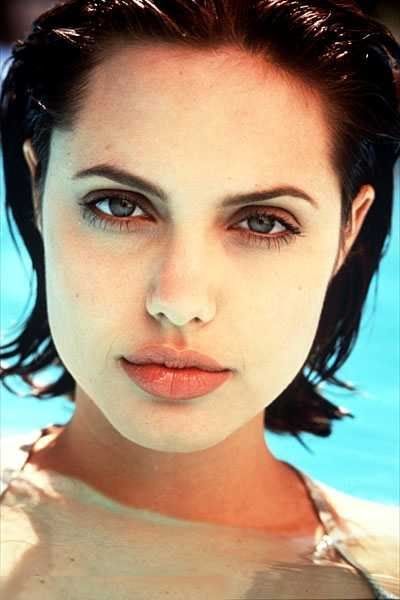 Angelina Jolie 90's