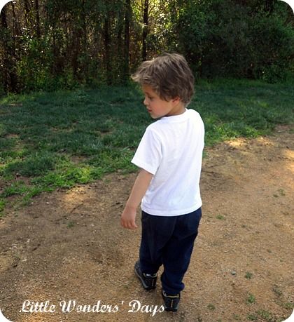 spring nature walk via Little Wonders' Days spring nature walk