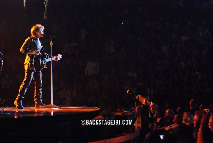 Jon Bon Jovi,The Circle Tour 2010