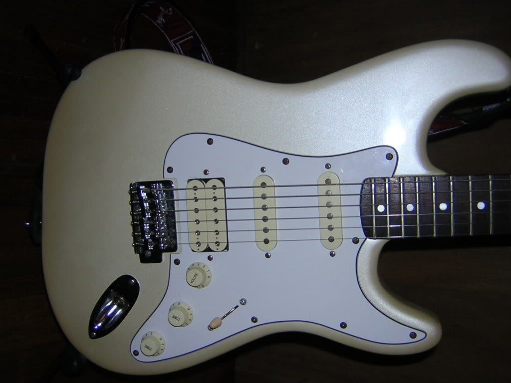 Show us your white guitars Harmony Central