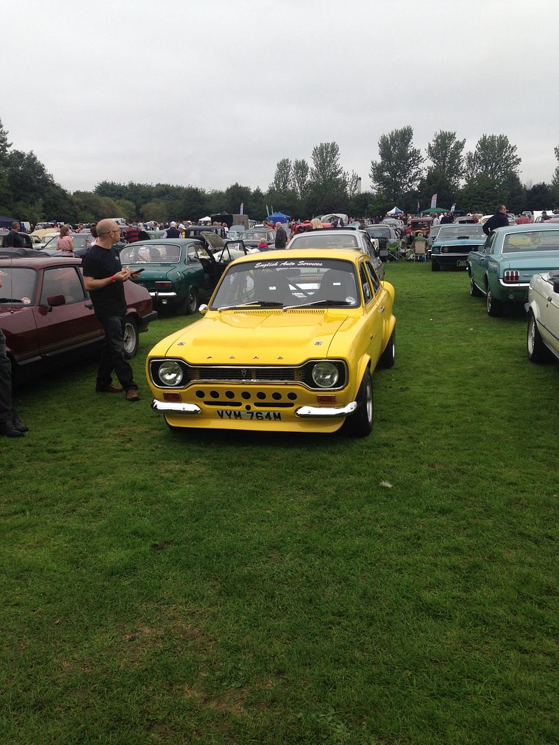 A few pictures from classic car show Kent Sunday