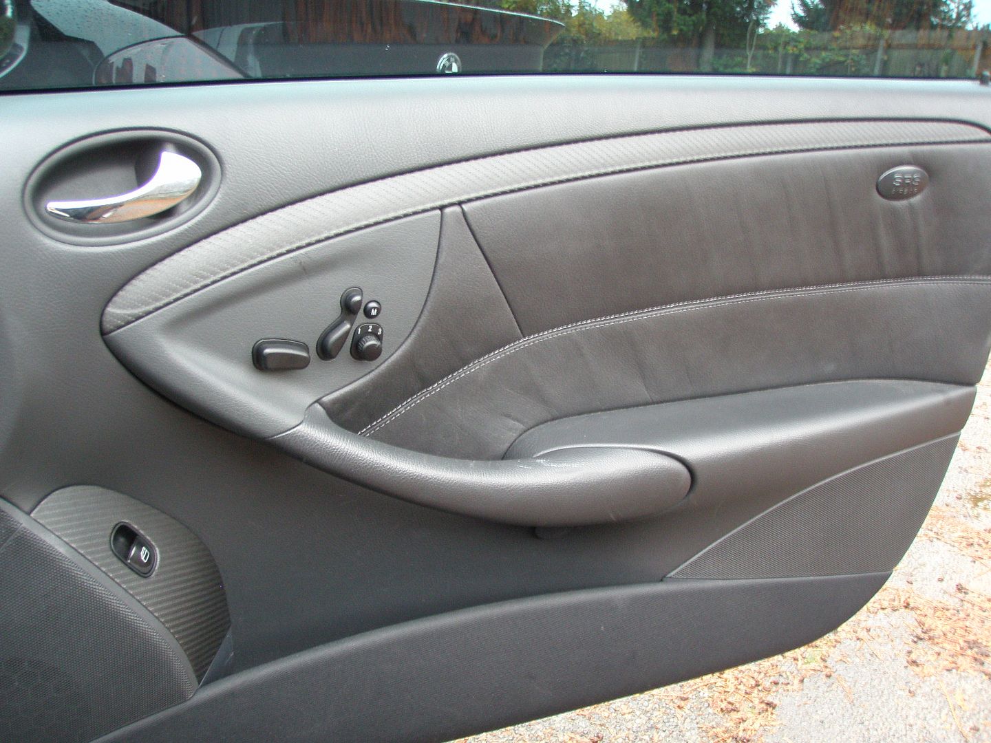 MERCEDES CLK carbon fiber fabric wrapped interior! | Benz Forum